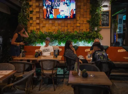 Restaurant interior showcase 1